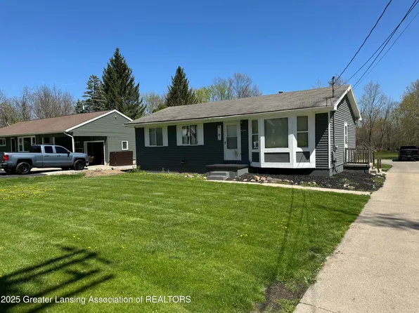 6301 Gardenia Ave, Lansing, MI 48911