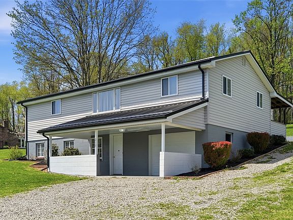 3rd image of 213 Fallen Timber Rd