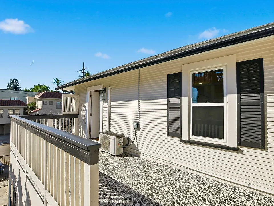 312 Brookes Ave #B1