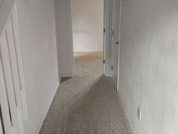 2nd image of 1517A Parks Ave