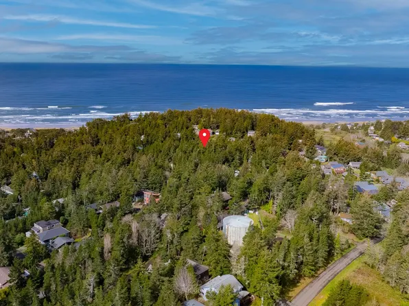 Knobcone St #1300, Manzanita, OR 97130