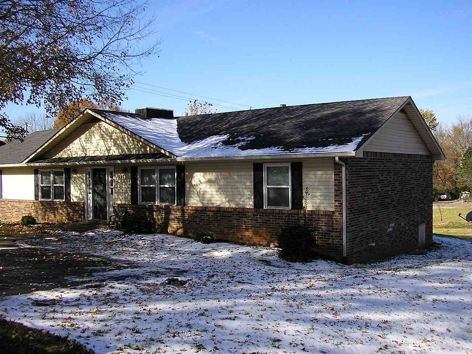 1st image of 2517 Edgehill Pl #B