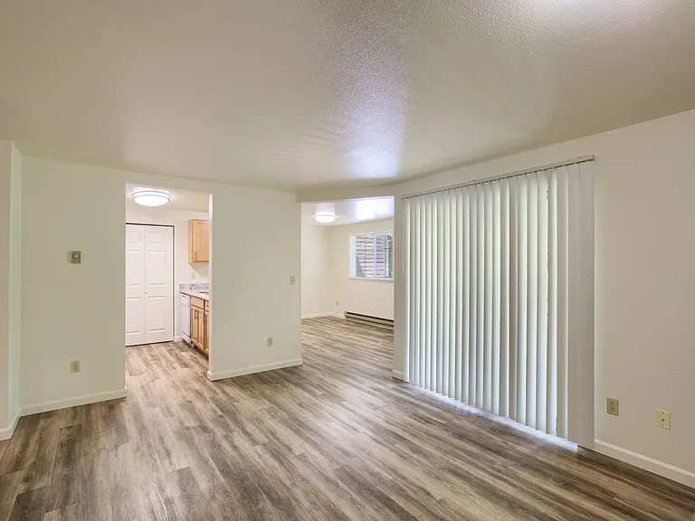 Campus Landing Apartments — Photo 17