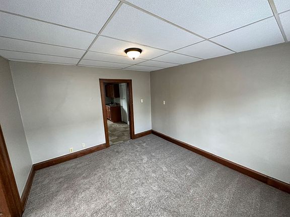 3rd image of 3700-3706 E Pulaski Ave #3