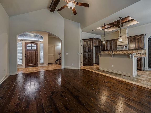 2nd image of 2335 Chadwick Dr