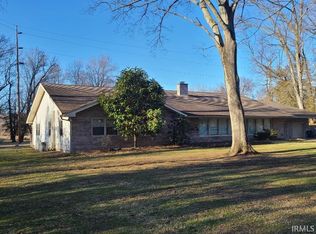 1640 N Dyer Haven Dr, Vincennes, IN 47591