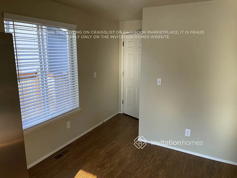 4206 N Pearl St — Photo 8