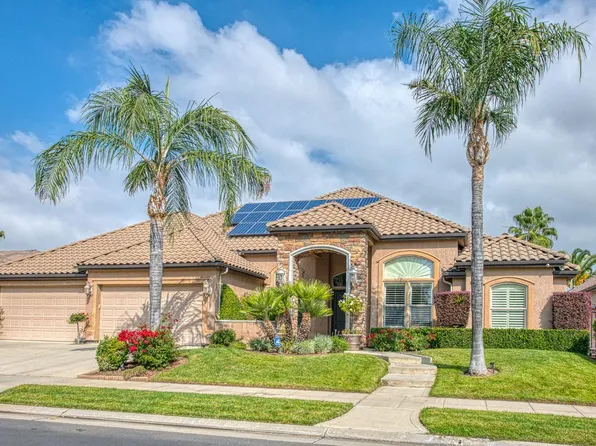 1867 N Rector Ave, Clovis, CA 93619