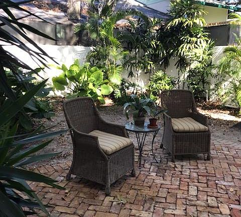 3rd image of 2521 W Maryland Ave #A