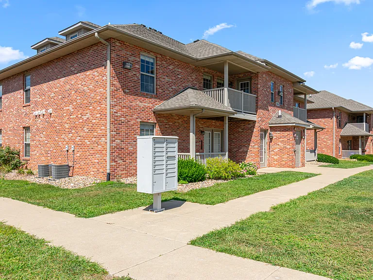 Prairie Vista Apartments — Photo 10