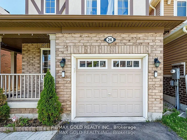 26 Robert Parkinson Dr — Photo 2