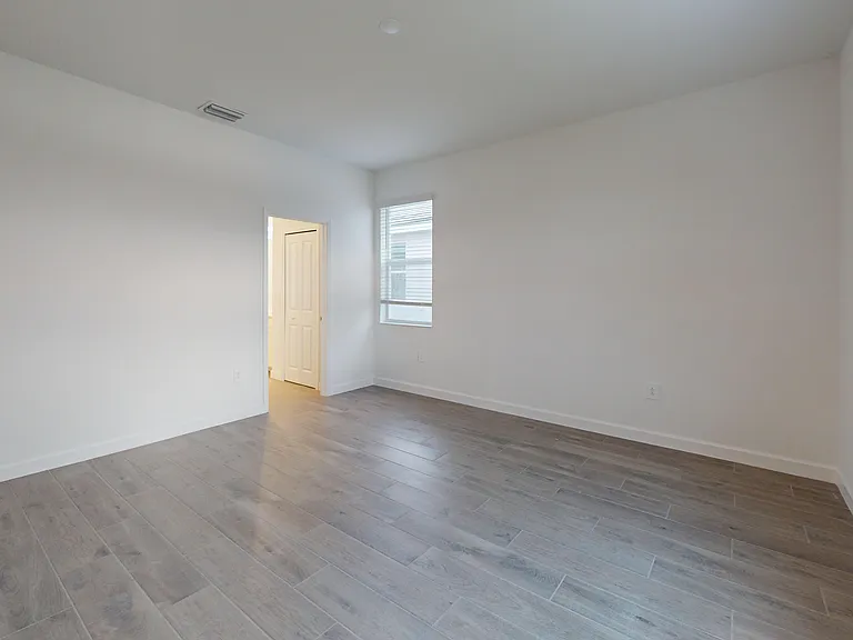7913 Lakes Edge Ln — Photo 9