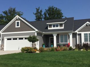 1417 Chase Farms Dr SW, Byron Center, MI 49315