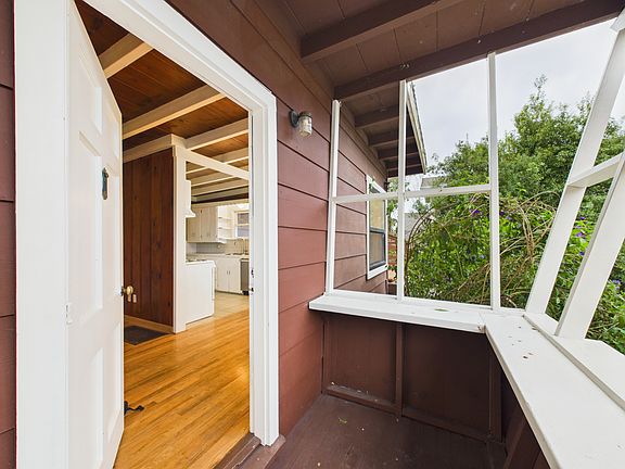 2nd image of 1207 1/2 Lawton Ave