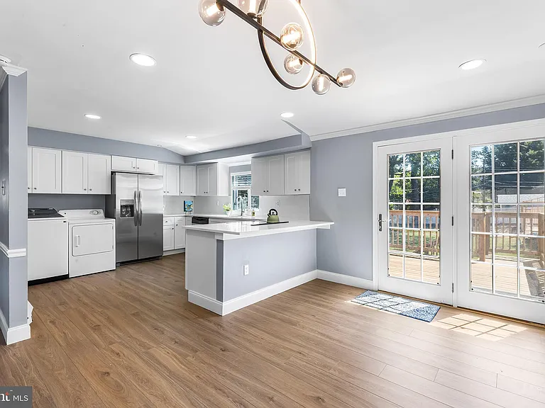 343 Sugartown Rd #B — Photo 2