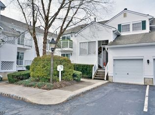 111 Smithfield Ct, Basking Ridge, NJ 07920