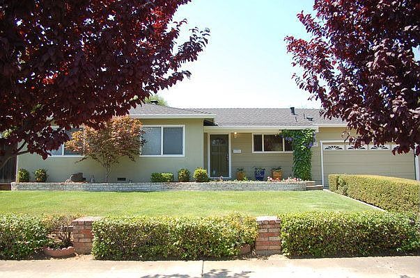 1st image of 1397 Deroche Ct