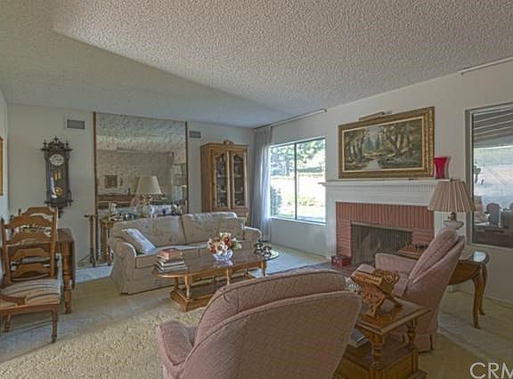 3rd image of 921 Donnybrook Ave