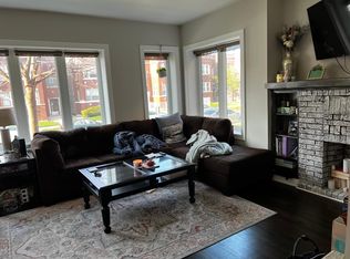 4037 W Nelson St #1A, Chicago, IL