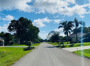9091 Cypress Dr S LOT 26, Fort Myers, FL 33967