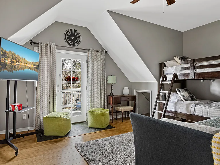 3rd Bedroom - second floor