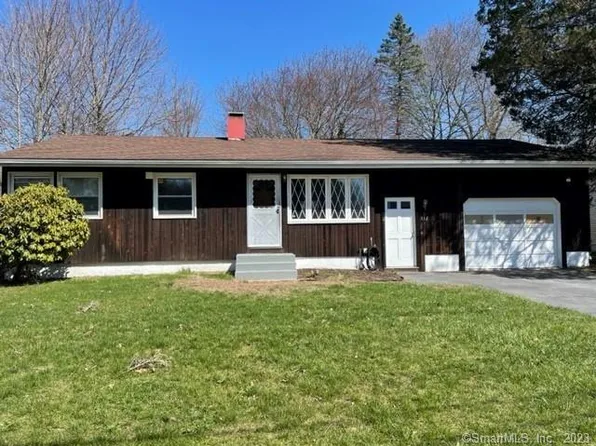 137 Bradley Terrace, Derby, CT 06418