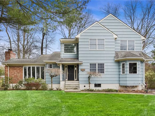 17 Eagles Bluff, Rye Brook, NY 10573