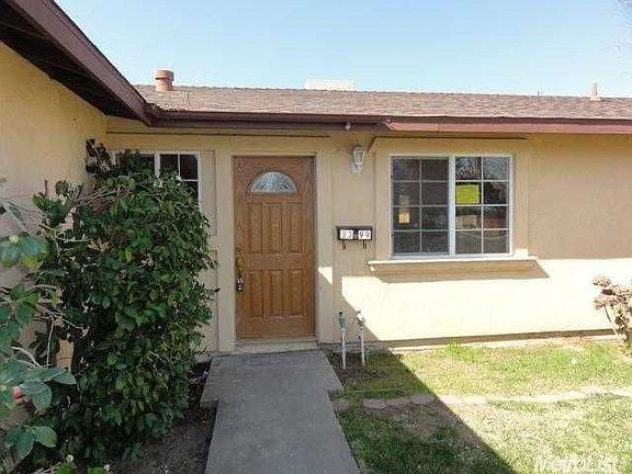 2nd image of 3399 Dakota St