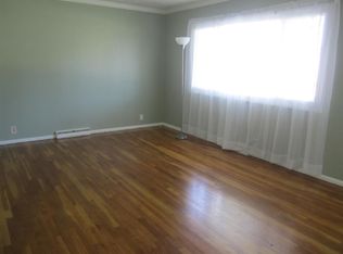 2721 Lexington Blvd, Mishawaka, IN 46544