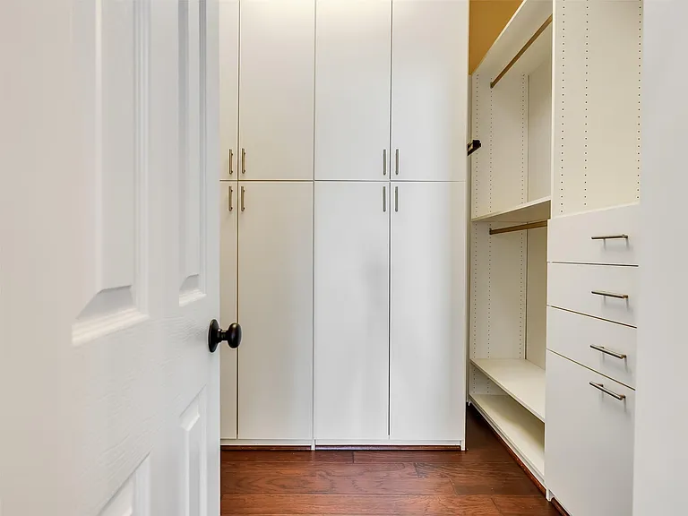 5342 Tyler Park Ln — Photo 33