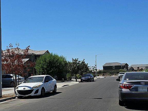 5th image of 9533 W Illini St