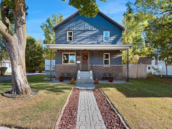 327 Main St, Oconto, WI 54153