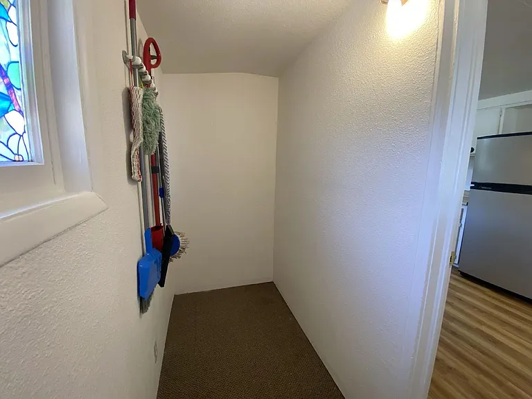 710 W Broccoli St — Photo 12
