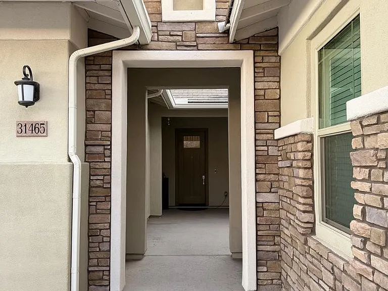 31465 N 126th Ln — Photo 4