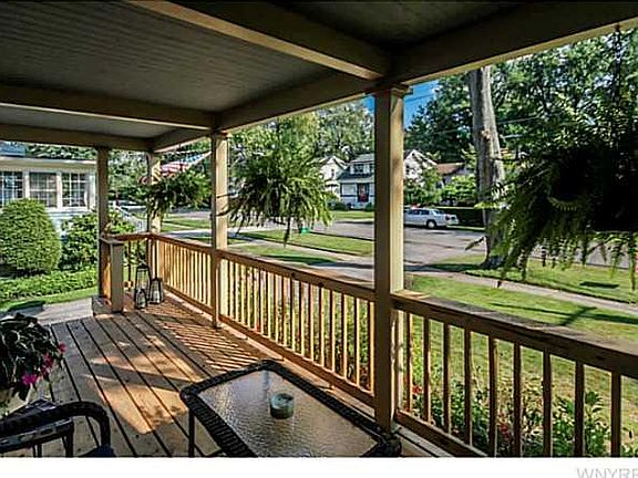 3rd image of 285 Prospect Ave