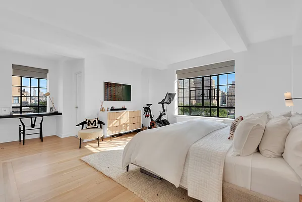 Sold by Corcoran | media 7