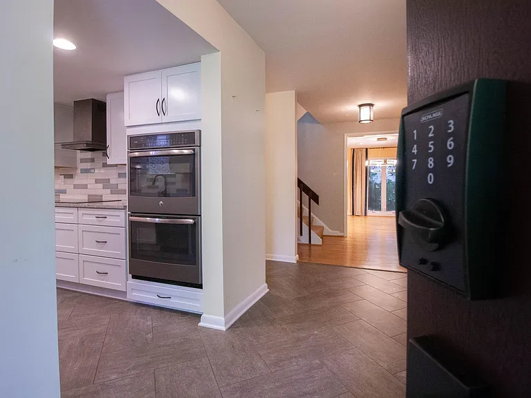3503 Redwood Ct — Photo 7