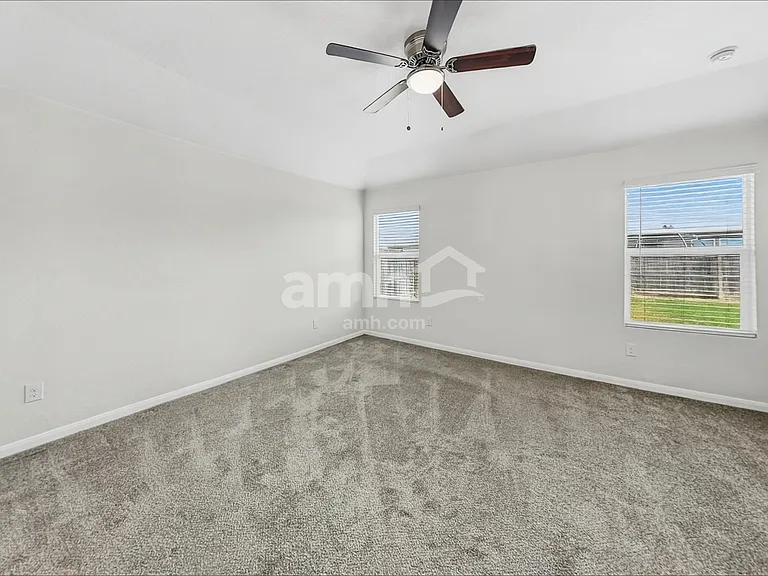 2709 Iberia Ct — Photo 8