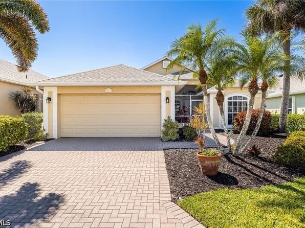 9273 Palm Island Cir, North Fort Myers, FL 33903