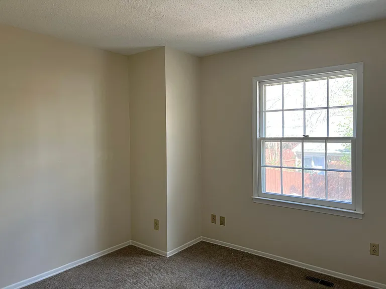 3992 Valley Ct #C — Photo 25