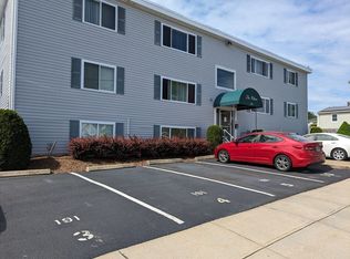 191 Glasgow St APT 3, Fall River, MA 02721