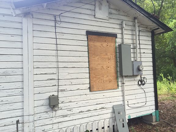 4th image of 1301 S Highland Ave