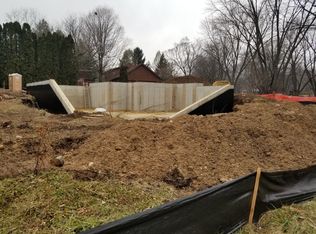 6117 Running Iron Dr, Crystal Lake, IL 60012