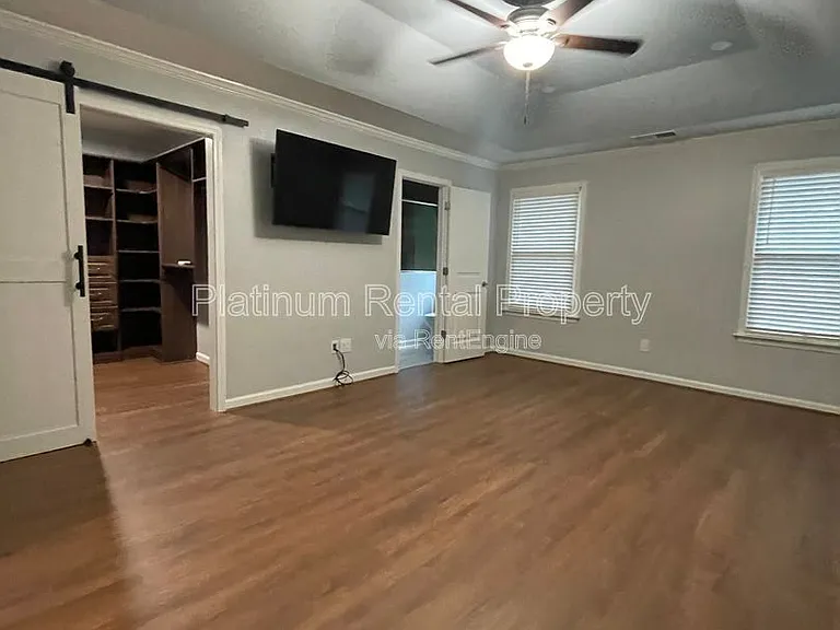 1745 Berry Ct — Photo 32