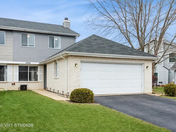 2922 Dorothy Dr, Aurora, IL 60504