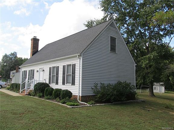 3rd image of 7095 Marie Ln