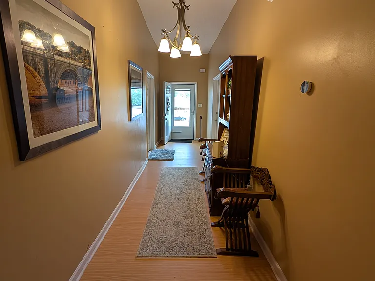 631 Pinkerton St — Photo 8