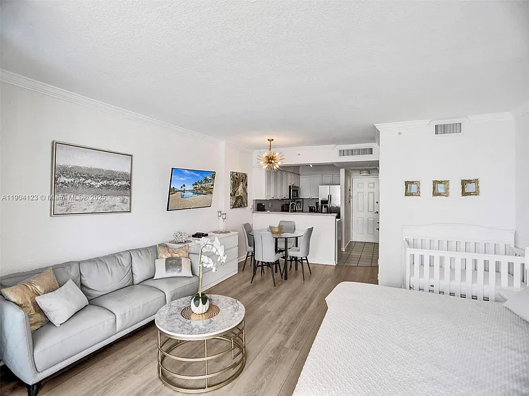 2501 S Ocean Dr #505 — Photo 9