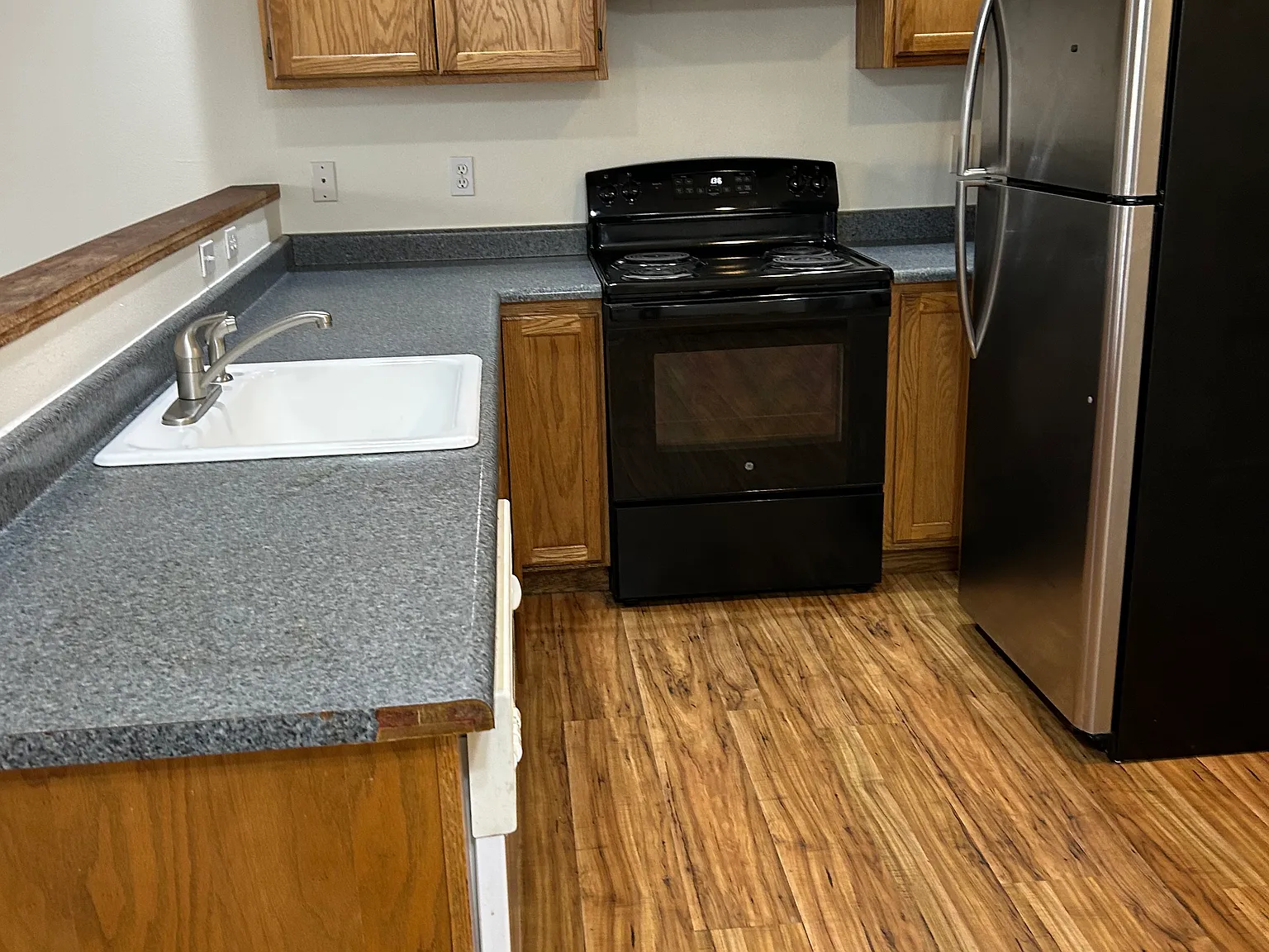 2 bed, 2.5 bath, 1310 sqft, $1,850 — Photo 3