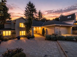 1912 Sunburst Ter, West Linn, OR 97068